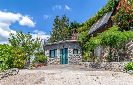 Location Maison à Marinici 3 personnes