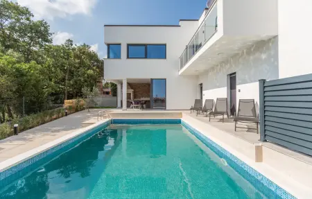 Location Maison à Rovinjsko Selo 8 personnes