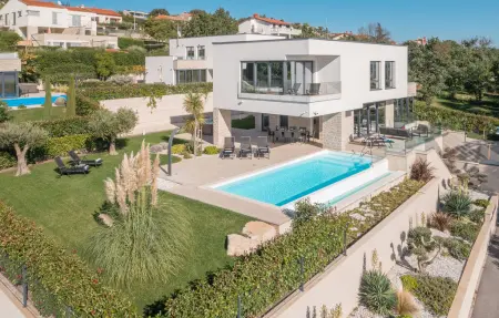 Location Maison à Kastelir 8 personnes