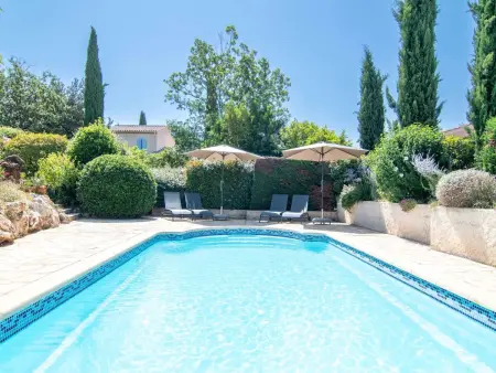 Location Maison à Nans les Pins 8 personnes