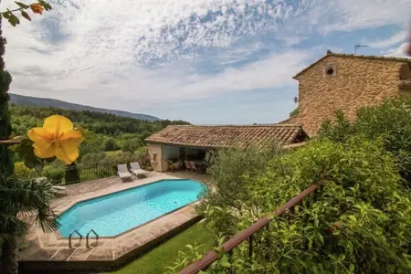 Location Maison à Oppede 6 personnes