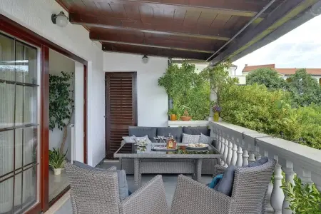 Location Maison à Banjole 16 personnes