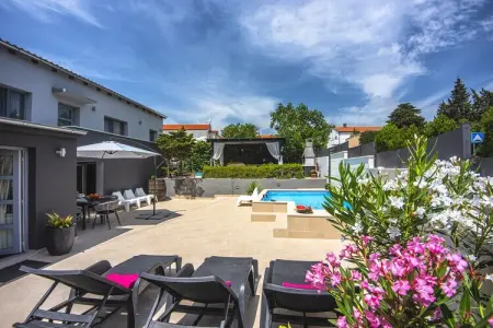 Location Maison à Ližnjan 8 personnes