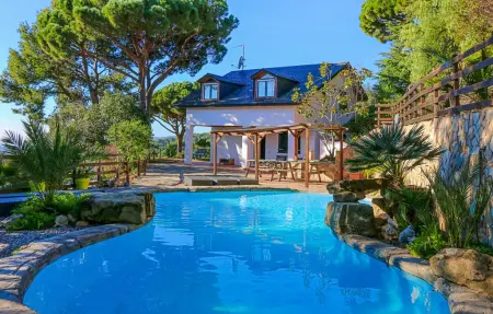 Location Maison à Sant Cebrià de Vallalt 10 personnes