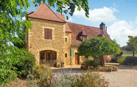 Location Maison à Marcillac Saint Quenti 6 personnes