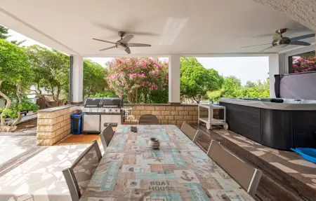 Location Maison à Povljana 8 personnes