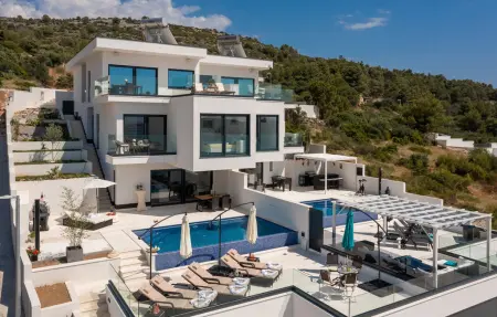 Location Maison à Rogoznica 8 personnes