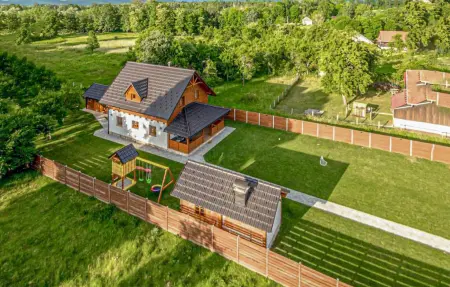 Location Maison à Gospic 10 personnes