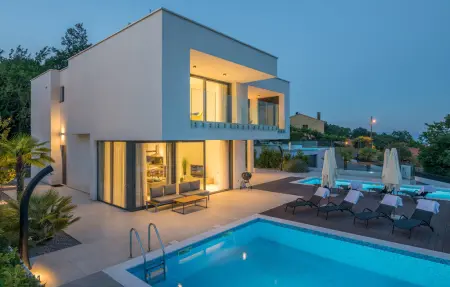 Location Maison à Icici 8 personnes