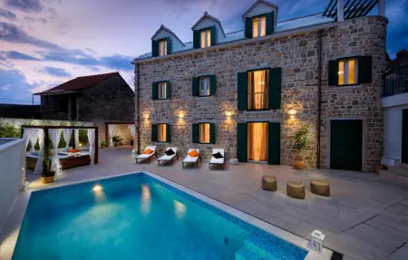 Location Maison à Donji Humac 12 personnes