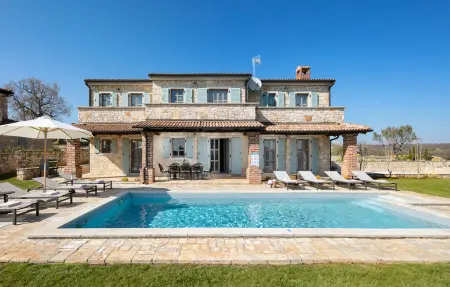 Location Maison à Sv. Lovrec 8 personnes