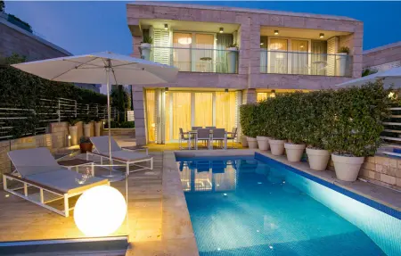 Location Maison à Petrcane 8 personnes