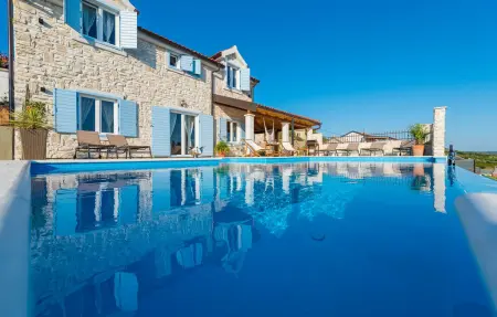 Location Maison à Vrana 8 personnes