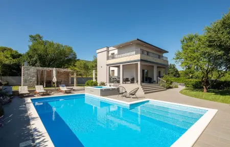 Location Maison à Sicane 6 personnes