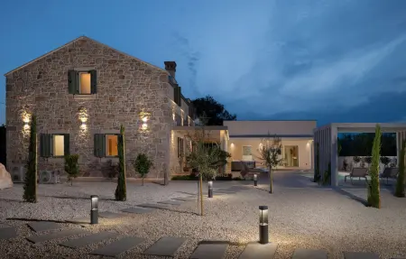 Location Maison à Ugljan 12 personnes