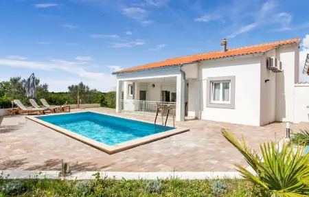 Location Maison à Debeljak 8 personnes