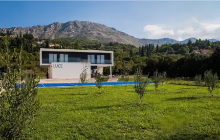 Location Maison à Mlini 12 personnes