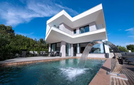 Location Maison à Zaton 8 personnes