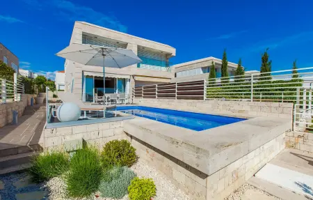 Location Maison à Petrcane 6 personnes