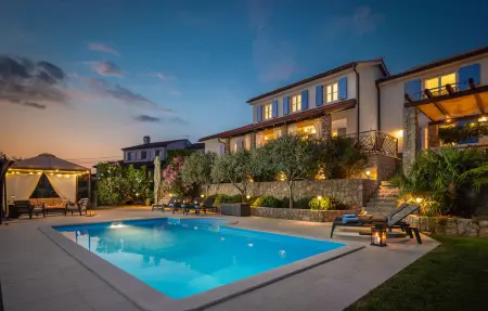 Location Maison à Sveti Ivan Dobrinjski 8 personnes