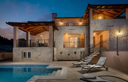 Location Maison à Sveti Filip i Jakov 10 personnes