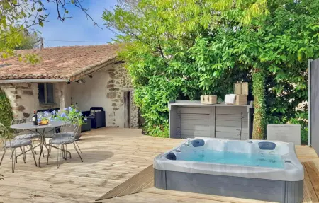 Location Maison à Exideuil sur Vienne 2 personnes