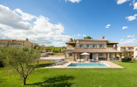 Location Maison à Sv. Lovrec 8 personnes