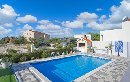 Location Maison à Brodarica 10 personnes