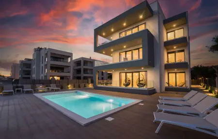 Location Maison à Vir 16 personnes