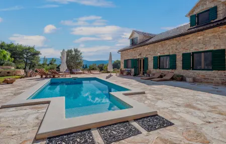 Location Maison à Vrboska 12 personnes