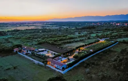 Location Maison à Poljica 12 personnes