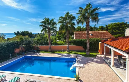 Location Maison à Sumartin 8 personnes