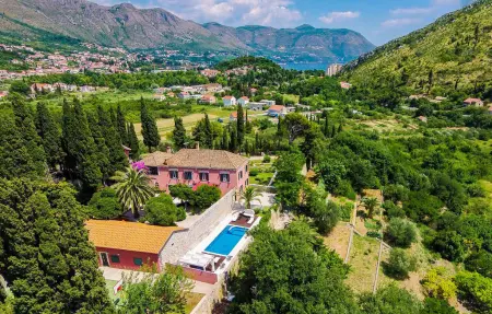 Location Maison à Mlini 12 personnes