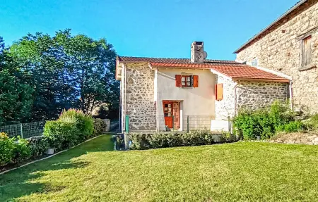 Location Maison à Saint Pal de Senouire 6 personnes