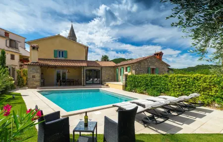 Location Maison à Motovun 8 personnes