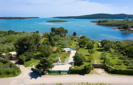 Location Maison à Liznjan 2 personnes