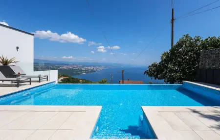 Location Maison à Opatija 8 personnes