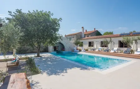 Location Maison à Umag 8 personnes