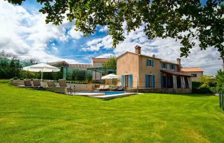 Location Maison à Pazin 5 personnes