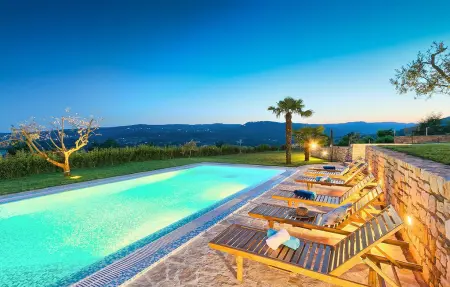 Location Maison à Podpican 8 personnes