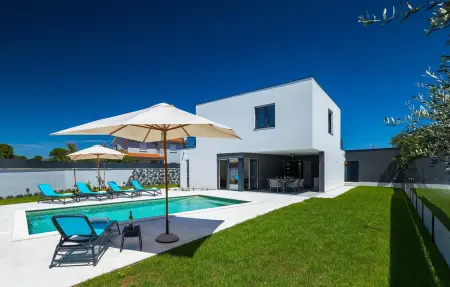 Location Maison à Pula 8 personnes