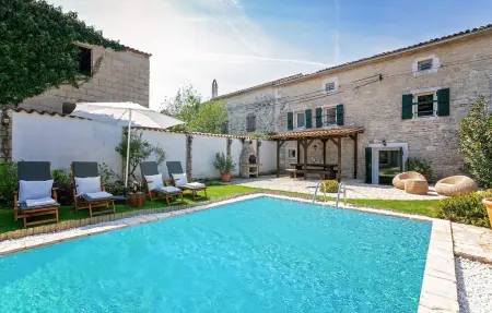 Location Maison à Baderna 8 personnes