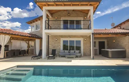 Location Maison à Porec 8 personnes