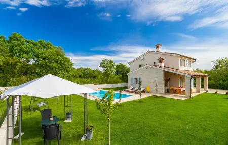 Location Maison à Marcana 8 personnes