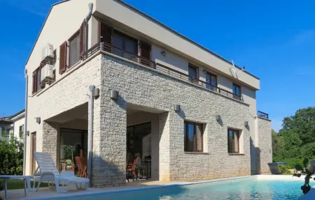 Location Maison à Medulin 10 personnes