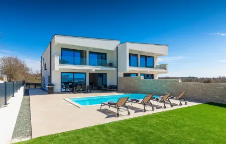 Location Maison à Rovinj 9 personnes