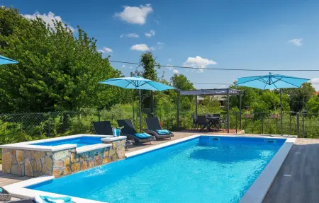 Location Maison à Pula 6 personnes