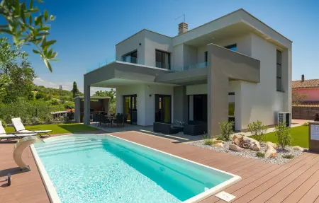 Location Maison à Buje 8 personnes