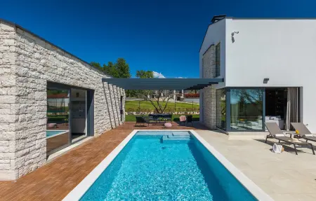 Location Maison à Visnjan 8 personnes