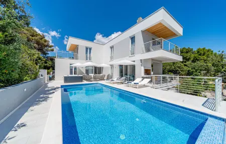 Location Maison à Blato 6 personnes